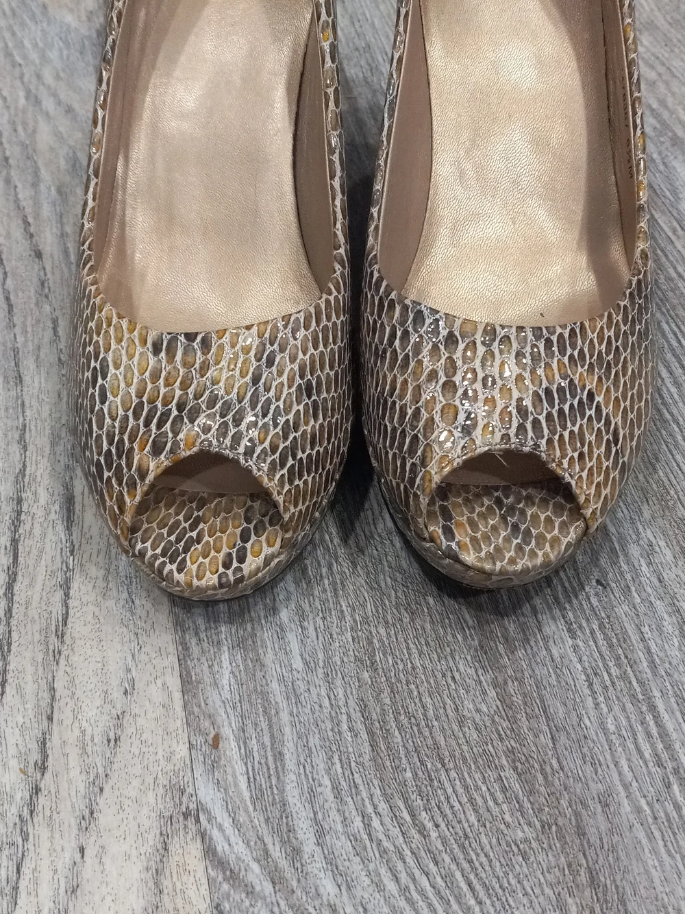 Stuart Weitzman Women's Ivory Snake Print Open Peep-Toe Heels